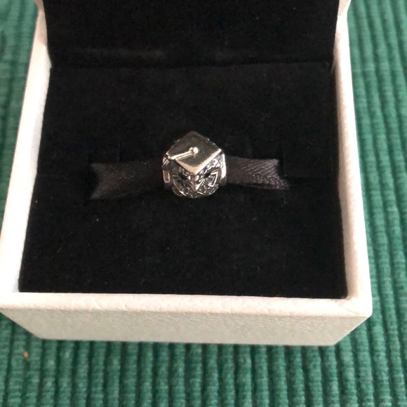 Authentic Pandora Graduate Owl - Picture 2 of 3